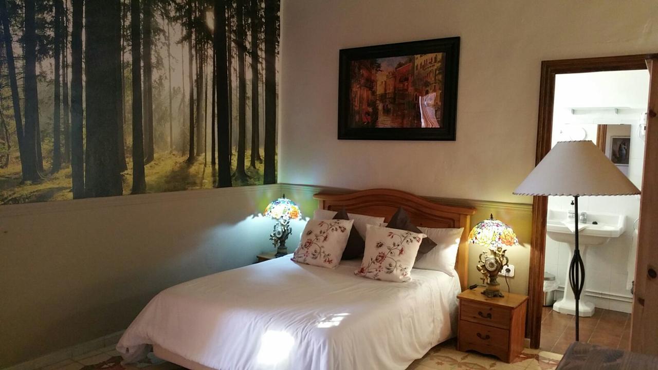 Podiumberg Hotell Quatretondeta Eksteriør bilde